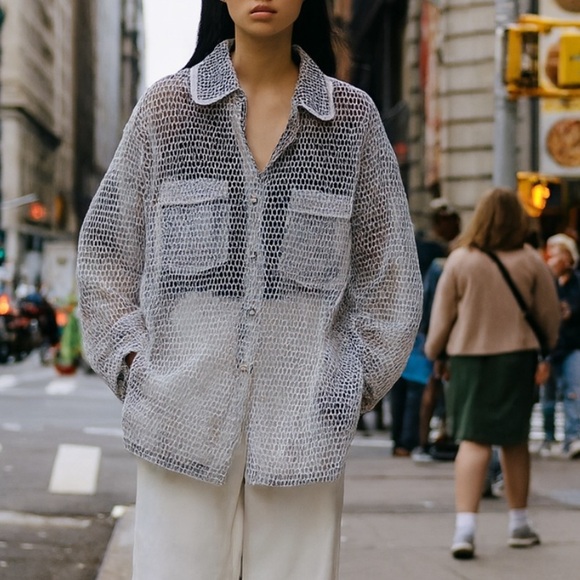 Beulah Fish Net Jacket, New with out Tags, One Size - Picture 2 of 4